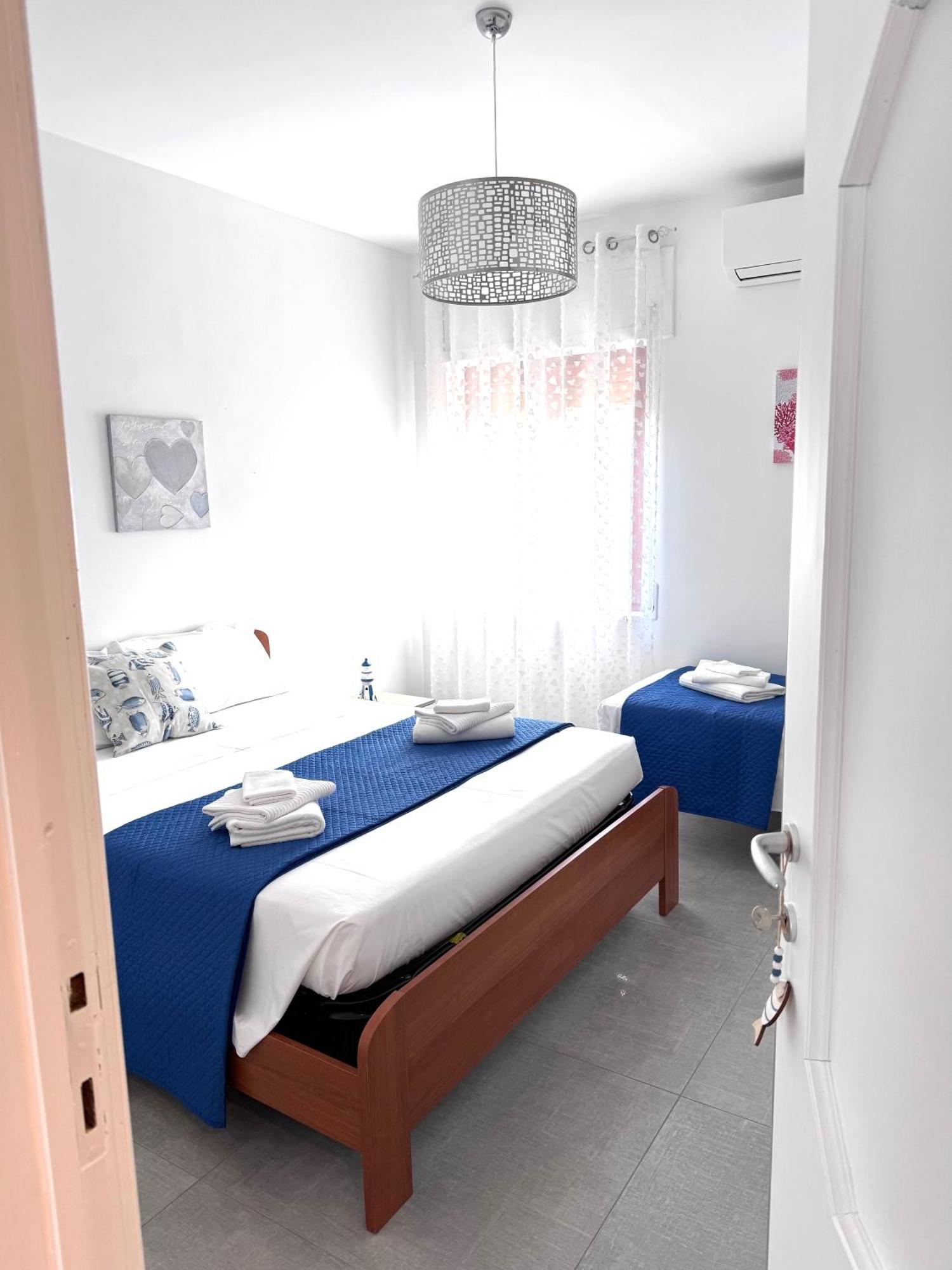 トリーノ・ディ・サングロOrizzonte Mare Houseアパートメント エクステリア 写真